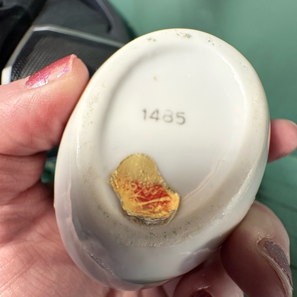 Lefton Egg Shaped Trinket Dish With Floral Motif - Picture 10 of 10